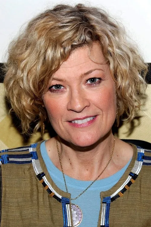 Dana Wheeler-Nicholson interpretando a Annie