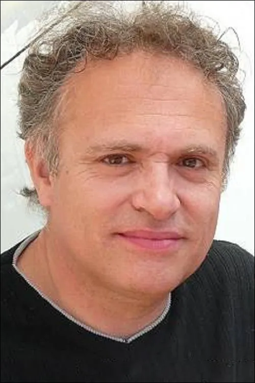 Emmanuel Rausenberger ha trabajado con Daniel Lafourcade en 2 ocasiones