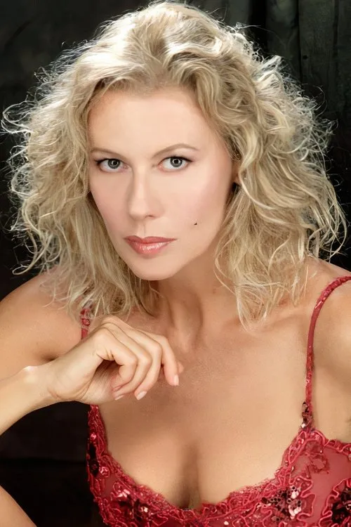 Daniela Poggi interpretando a 