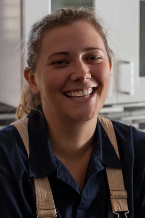 Beverly Blanchette ha trabajado con Daniella Mason en 1 ocasiones