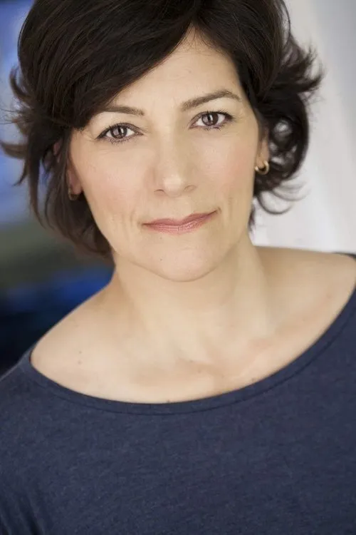 Danielle Di Vecchio en su biografía y filmografía