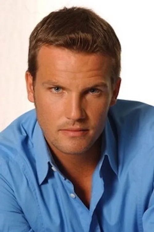 Danilo Brugia interpretando a Riccardino