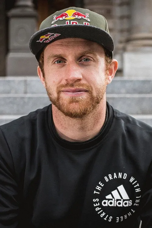 Brandon Semenuk ha trabajado con Danny MacAskill en 1 ocasiones