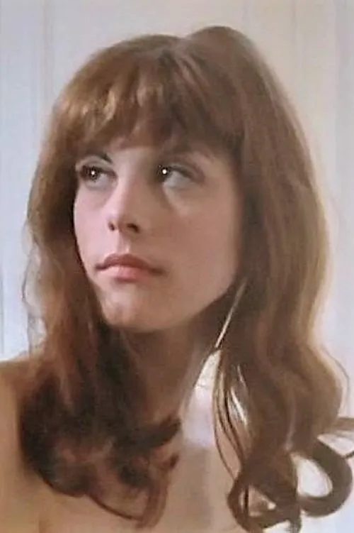 Dany Daniel interpretando a Sophie Senac