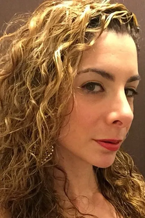 Danyah Rivietz interpretando a Danyah