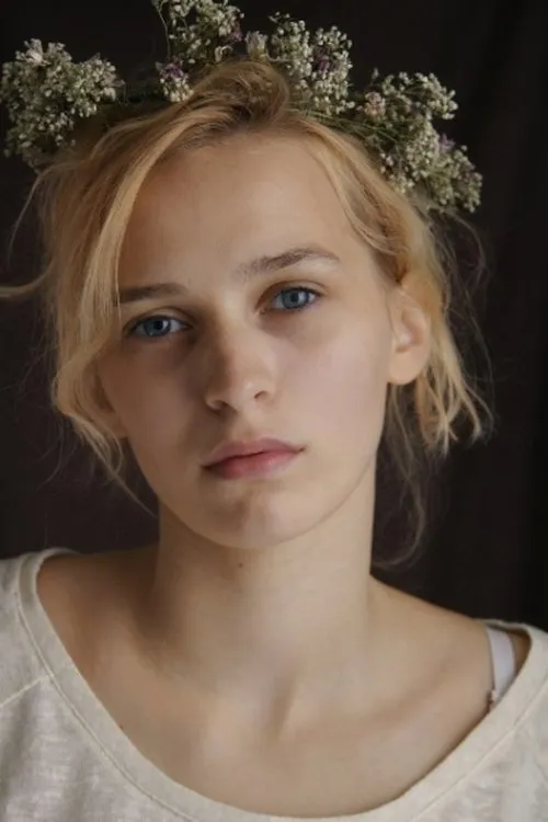 Lucrèce Carmignac ha trabajado con Daphné Dumons en 1 ocasiones