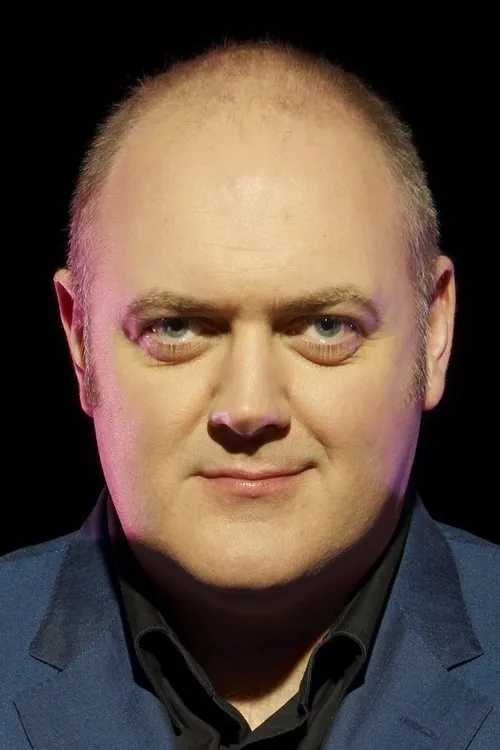 Dara Ó Briain interpretando a Self