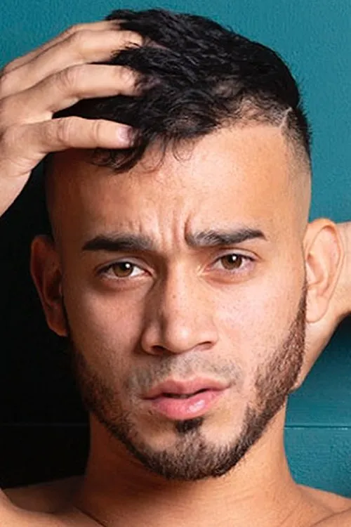 Darius interpretando a Denis Fraise / Michel / Le doyen de l'université