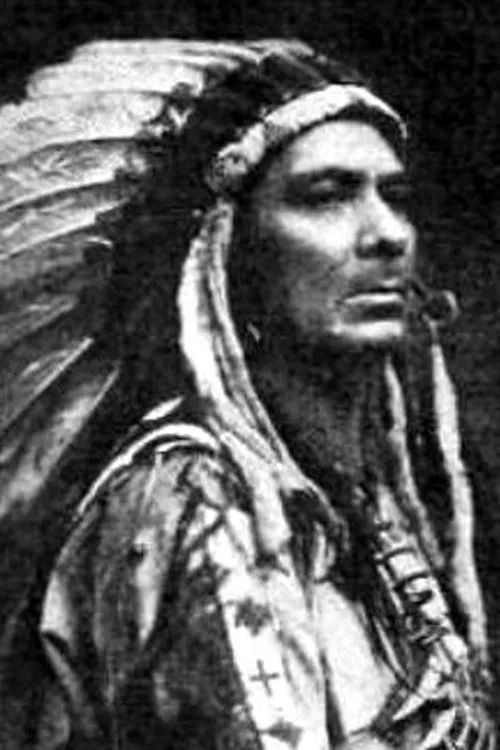 Dark Cloud interpretando a Fire Bear (as John Darkcloud)