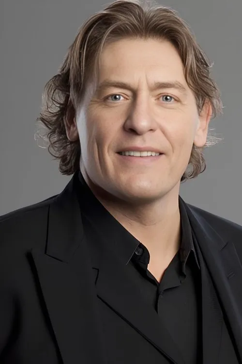 Darren Matthews — personaje: Lord Steven Regal