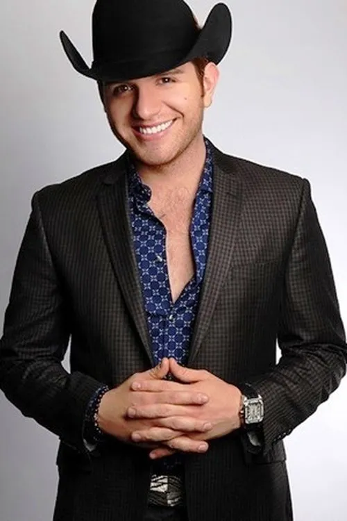 Dasahev López Saavedra "El Dasa" — personaje: Miguel Cisneros / El Vato