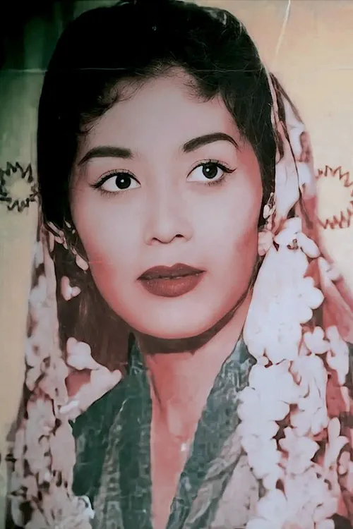 Datin Umi Kalthum interpretando a Hamida