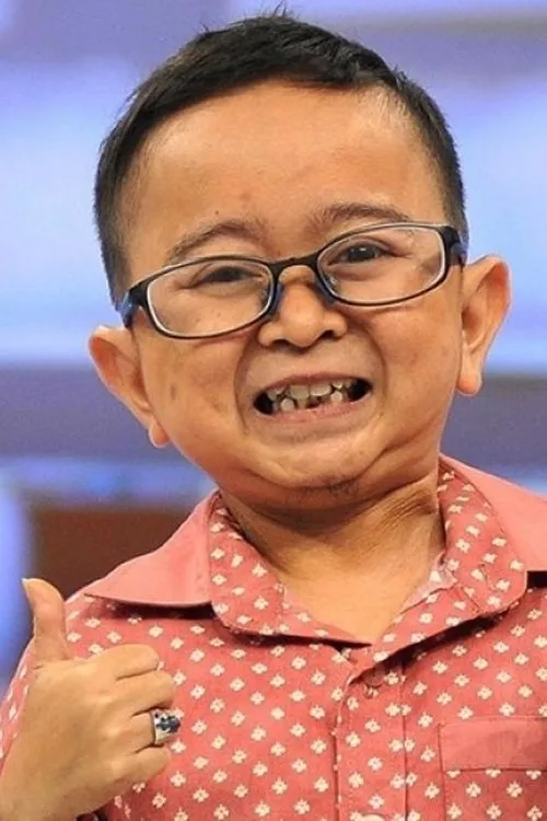 Daus Mini interpretando a Ang Pao