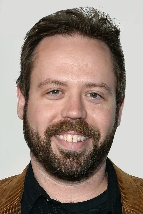 Madison Iseman ha trabajado con Daved Wilkins en 2 ocasiones