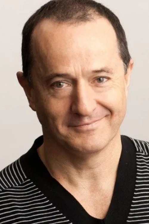 David Atkins — personaje: Frank Hood