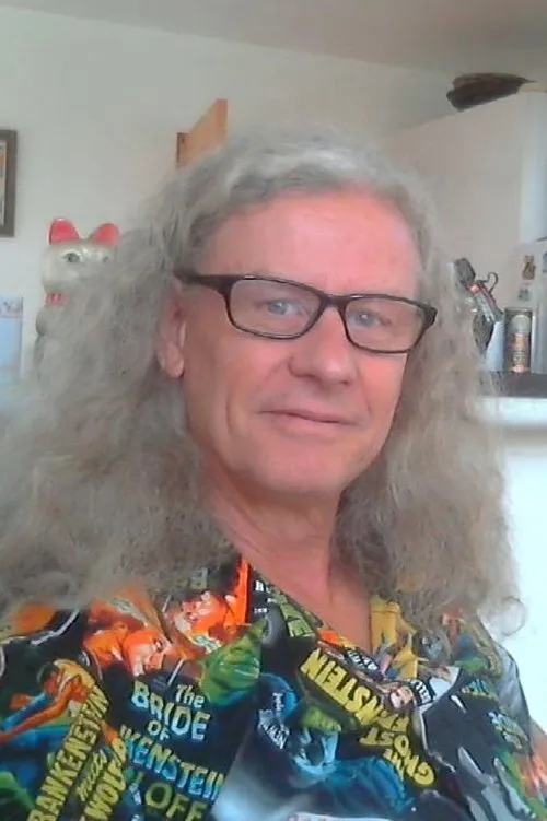 Manuel Valencia ha trabajado con David Blyth en 1 ocasiones