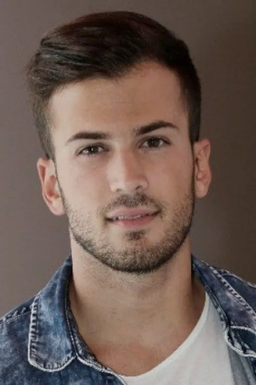David Carreira — personaje: Artur Cunha