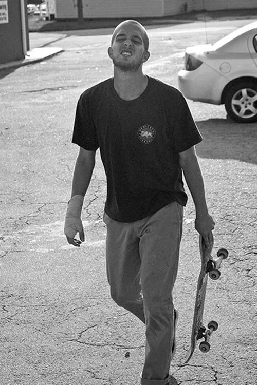 Bobby Worrest ha trabajado con David Clark en 3 ocasiones