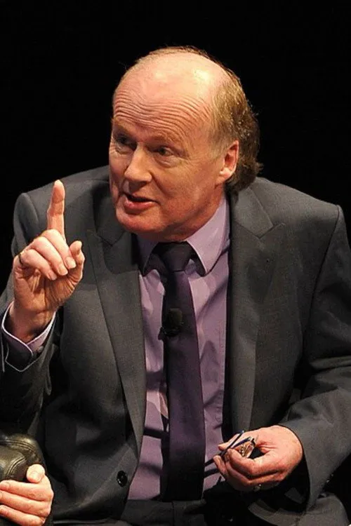 David Davies interpretando a Himself