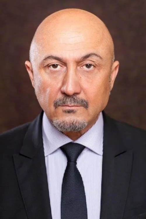 David Diaan interpretando a Babak