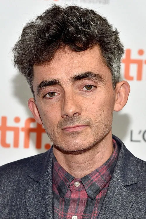 Joseph Greig ha trabajado con David Farr en 1 ocasiones