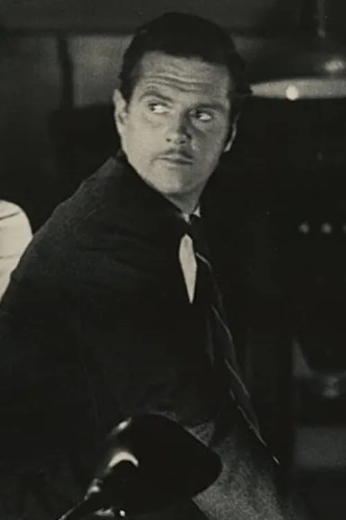 David Frankham en su biografía y filmografía