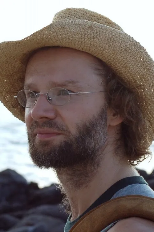 Masha Sha ha trabajado con David Gatten en 1 ocasiones