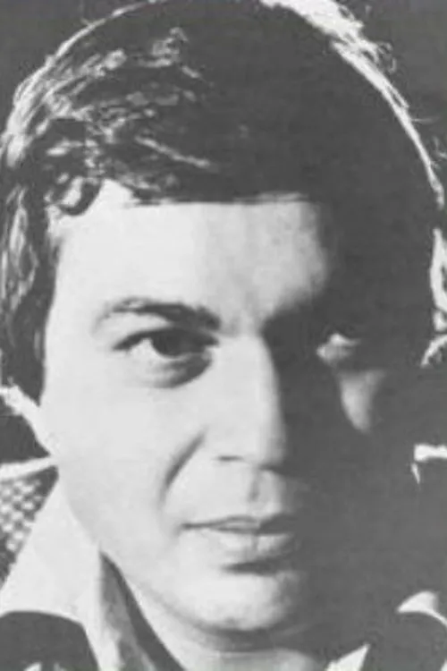 David José interpretando a 