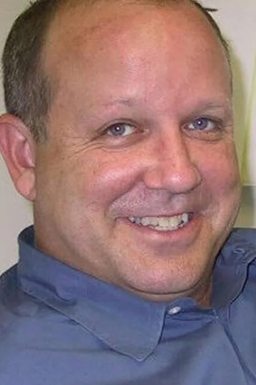 David Katims interpretando a Himself