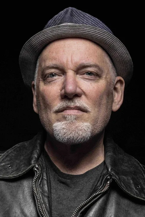 Zach Cohen ha trabajado con David L. Price en 1 ocasiones