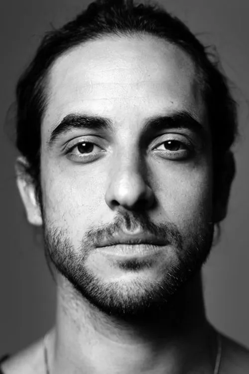 David Medeiros — personaje: Nuno Miguel