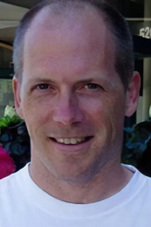 David Neale interpretando a 