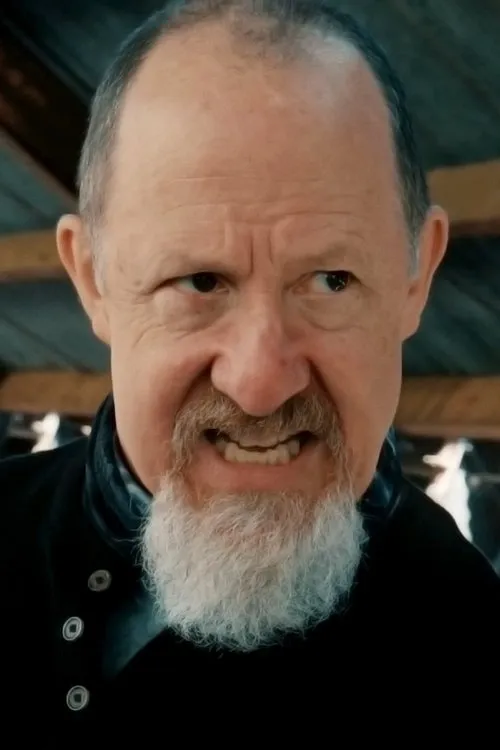 David Norton interpretando a Richard Talbott