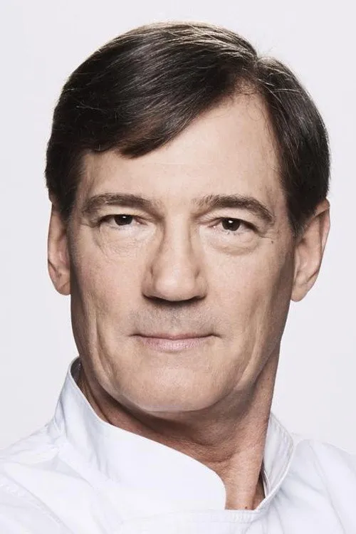 David Oldfield interpretando a Self