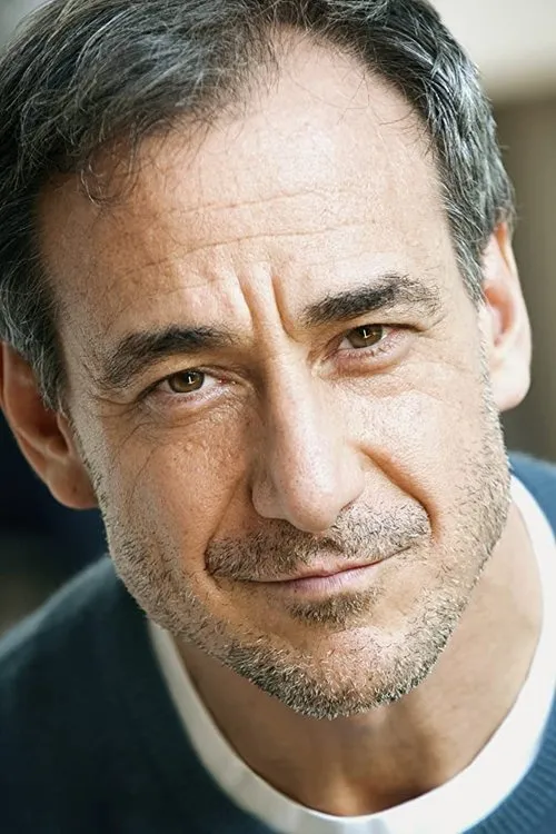 Bruce L. Hart ha trabajado con David Pevsner en 2 ocasiones