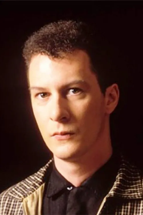 Dave Wakeling ha trabajado con David Steele en 1 ocasiones