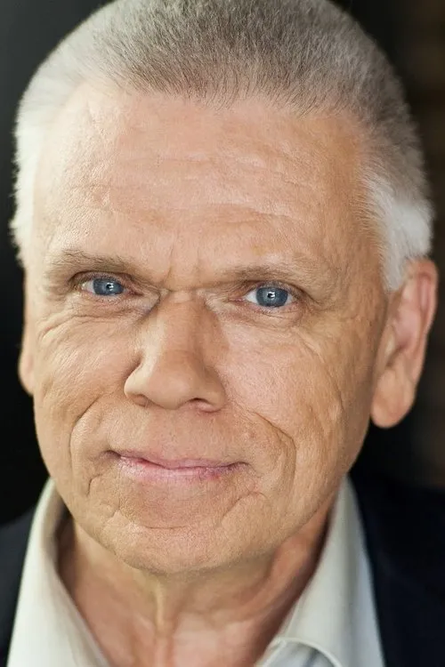 Andrew Hollinger ha trabajado con David Sweeney en 1 ocasiones