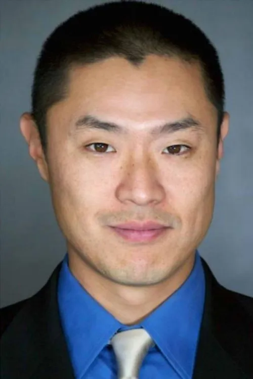 Shamron Moore ha trabajado con Davis Choh en 1 ocasiones