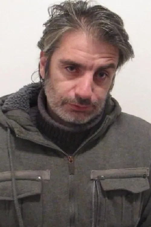 Davor Janjić interpretando a Milan