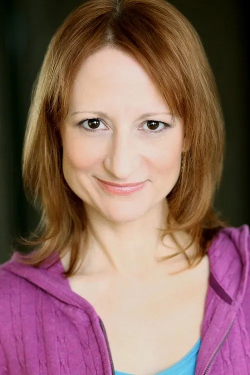 Dawn McGee interpretando a Mom (voice)