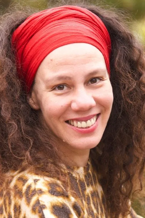 Dayana Contreras interpretando a 