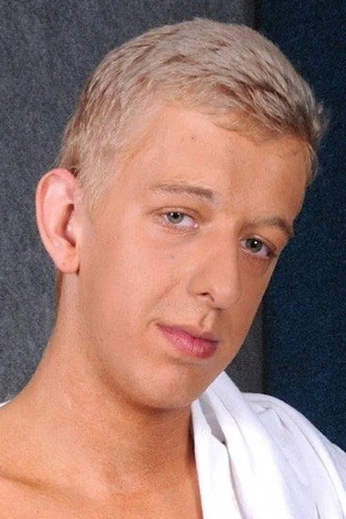 Dean Essex interpretando a 