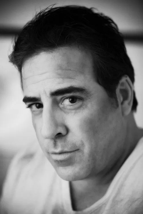 Paul X. Campanella ha trabajado con Dean Mauro en 2 ocasiones