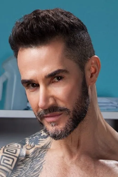 Dean Monroe interpretando a 