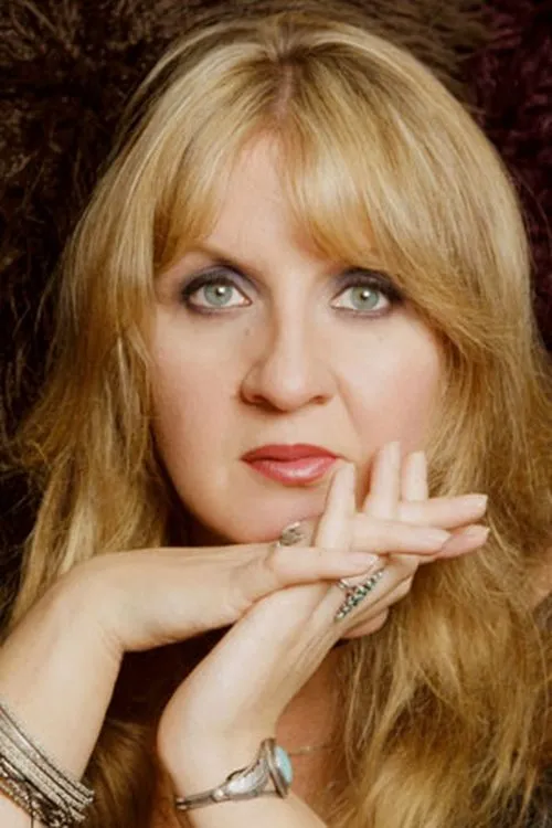 Deborah Bonham interpretando a Herself