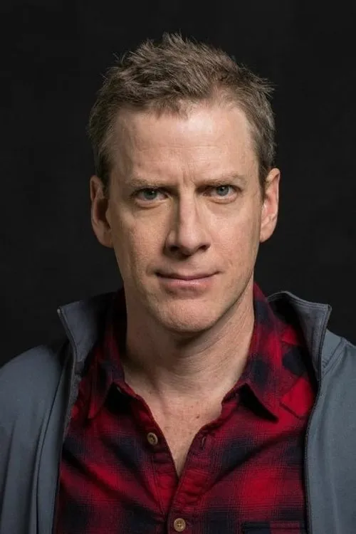 Declan Joyce — personaje: Self