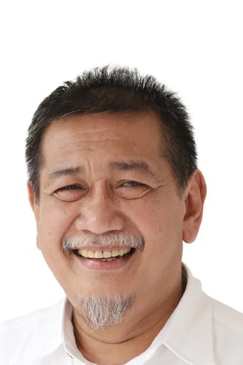 Ira Maya Sopha ha trabajado con Deddy Mizwar en 2 ocasiones