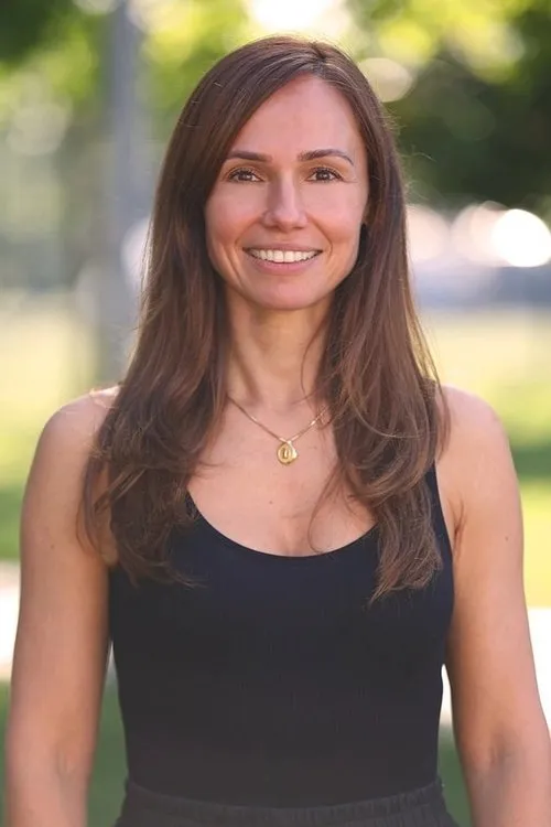 Değer Soysal en su biografía y filmografía