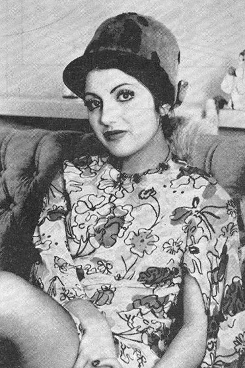 Delaram interpretando a 