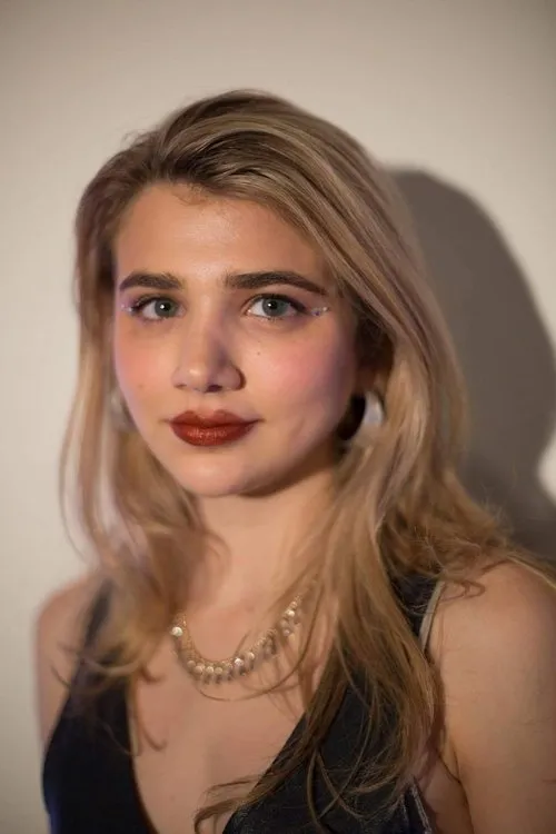 Lance Chantiles-Wertz ha trabajado con Delilah Napier en 1 ocasiones